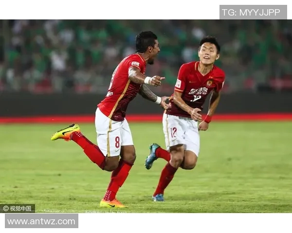 2014年恒大与国安激战回顾：足球盛宴中的激情与荣耀